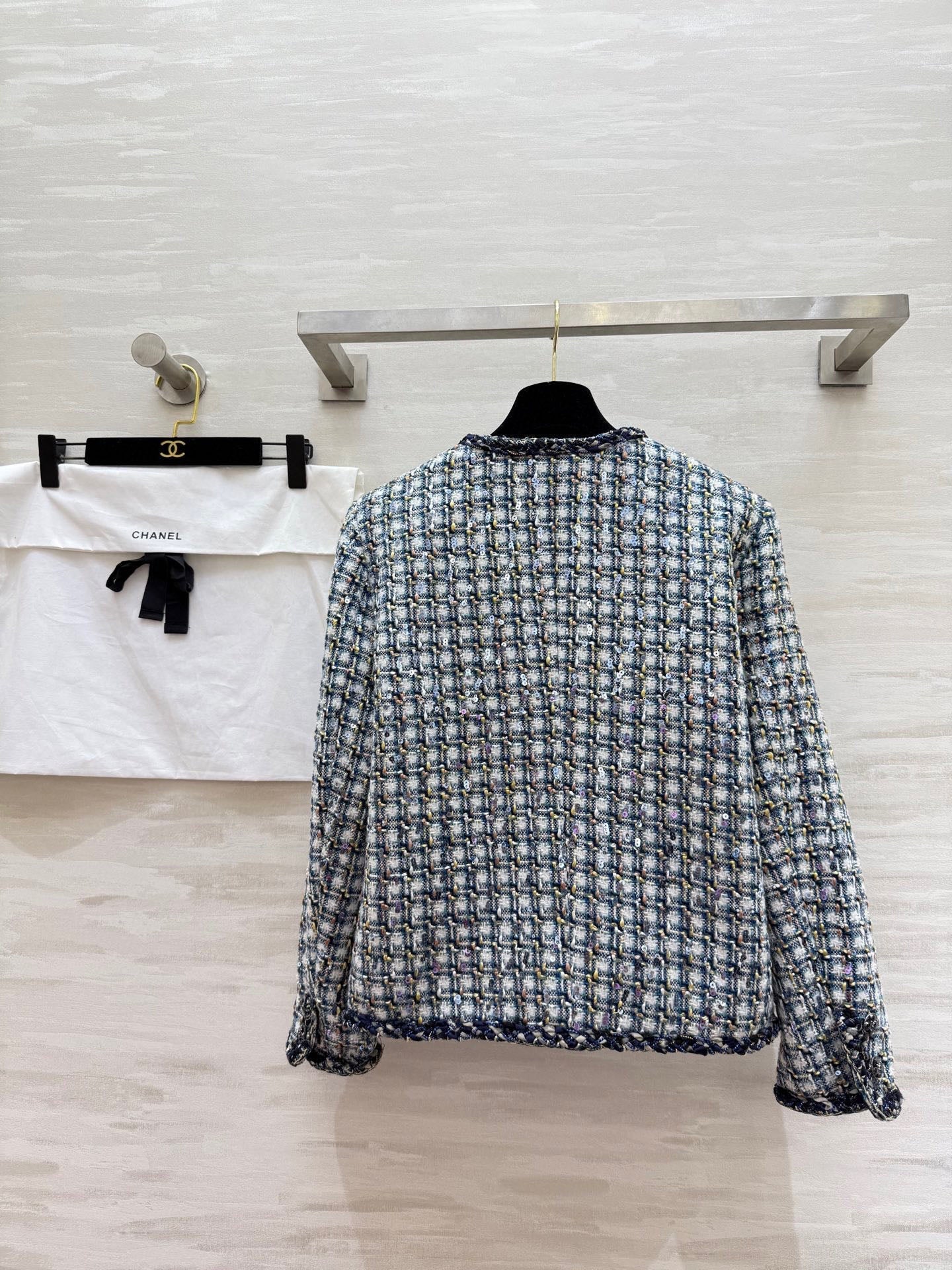 CHANEL 25S TWEED JACKET 266