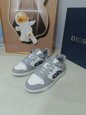 DIOR 26S LOW-TOP SNEAKER IN WHITE AND LIGHT GREY CALFSKIN