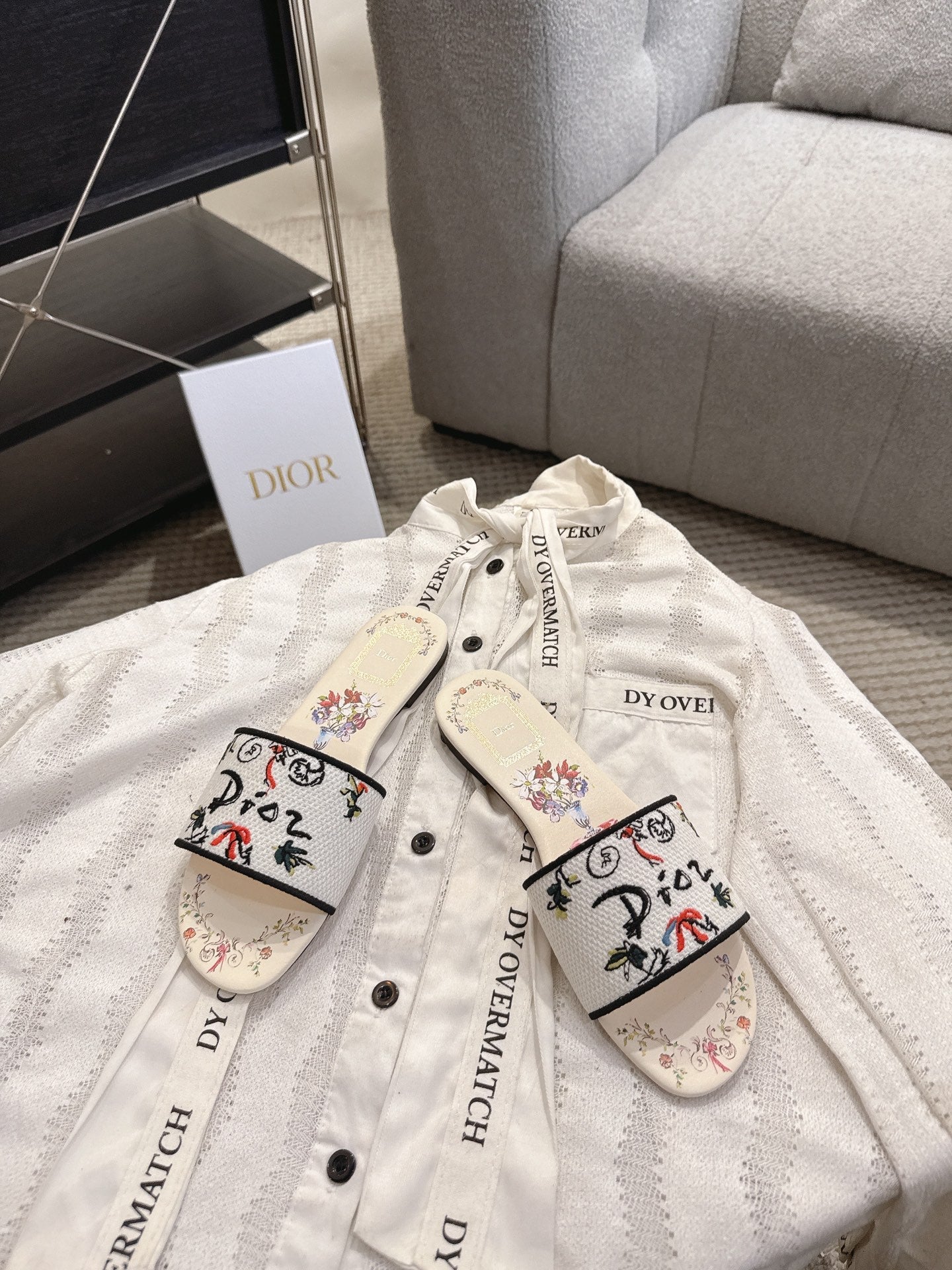DIOR 26S D-WAY SLIDE IN MULTICOLOR DIOR JARDIN D'HIVER EMBROIDERED COTTON STYLE 01