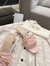 DIOR 26S HEELED MULES 45 MM IN LIGHT PINK QUILTED CALFSKIN GOLD HARDWARE