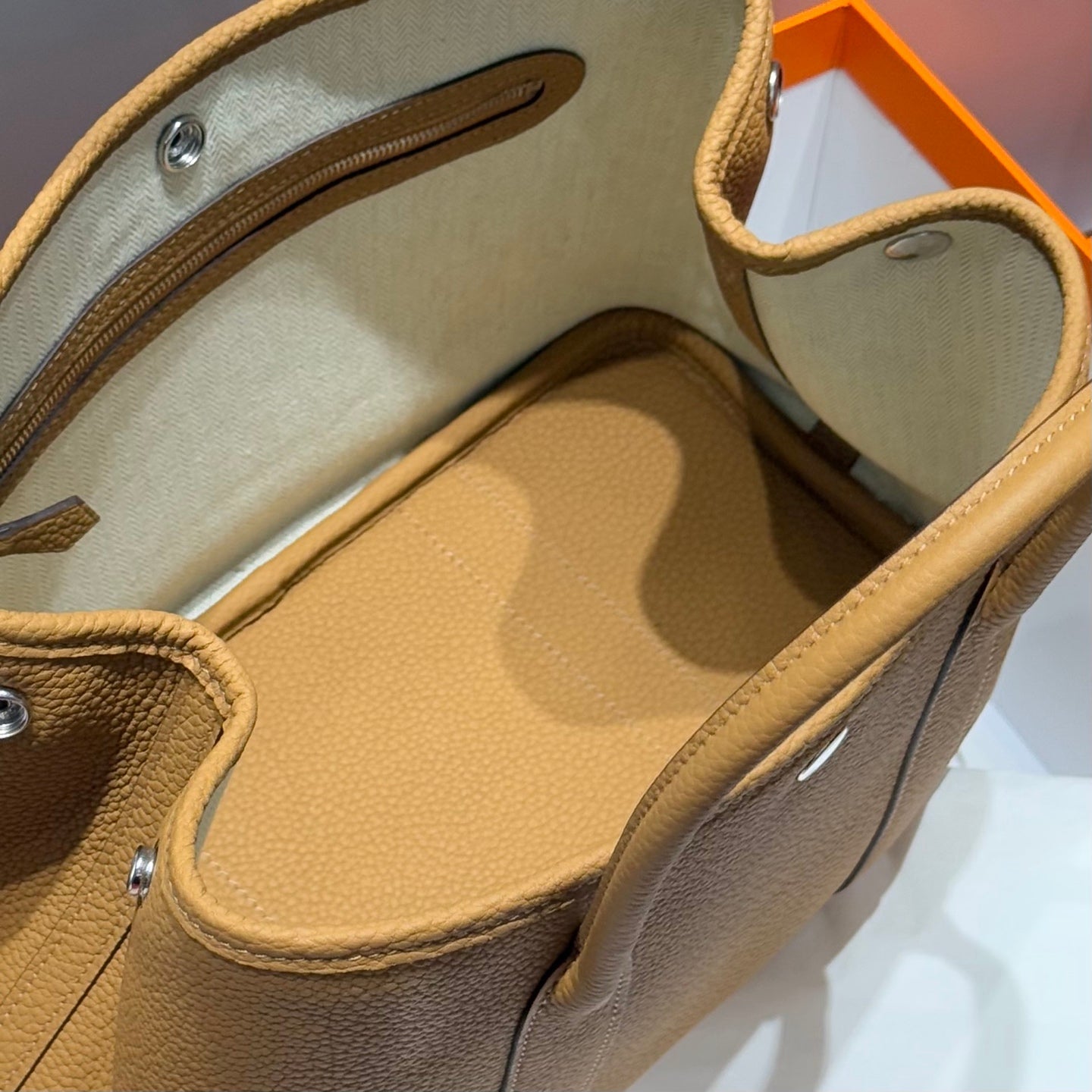 HERMES 25S GARDEN PARTY 30 IN CARAMEL CALFSKIN
