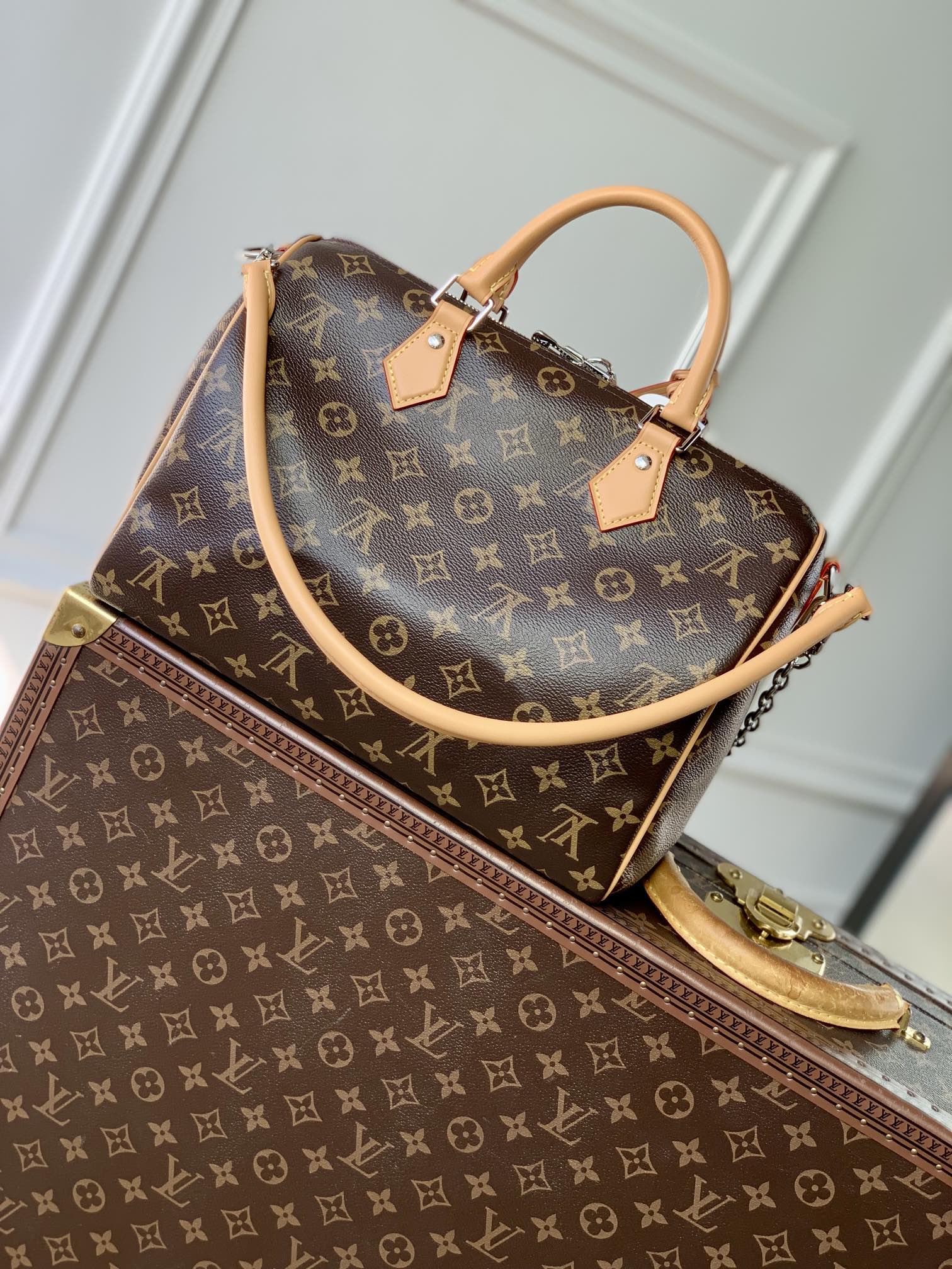 SPEEDY SOFT CRAFTY 30 IN BROWN LV MONOGRAM CALFSKIN RED TAG