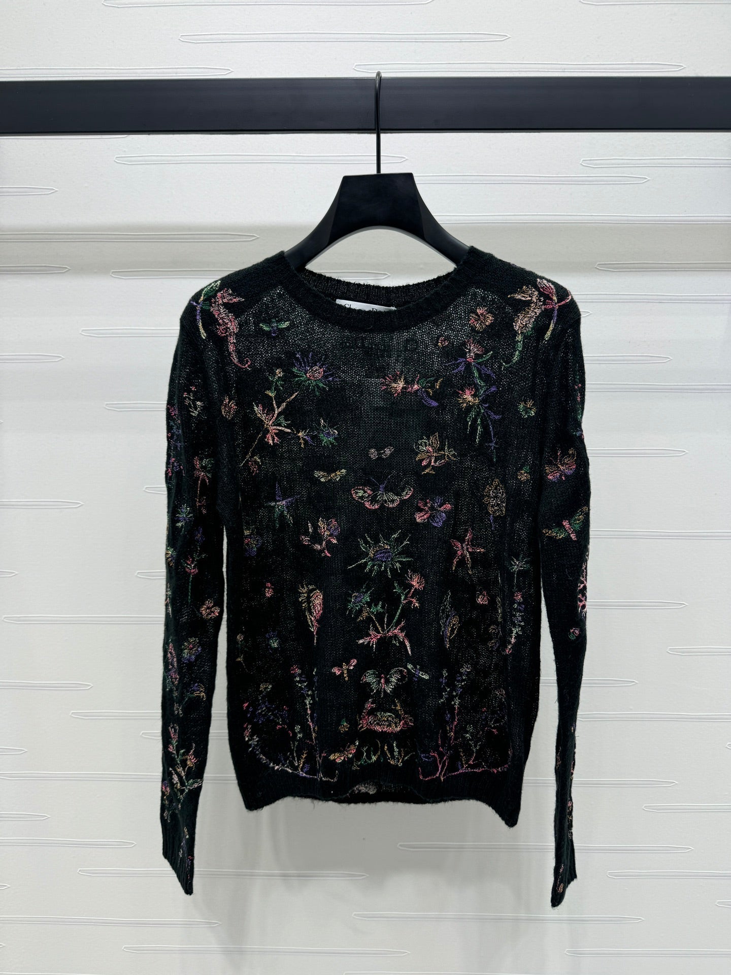 DIOR FLORAL EMBROIDERED KNITTED LONG-SLEEVE TOP 276695