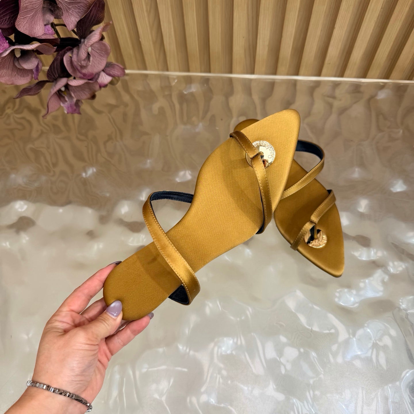 YSL 26S THONG SANDALS IN YELLOW FABRIC