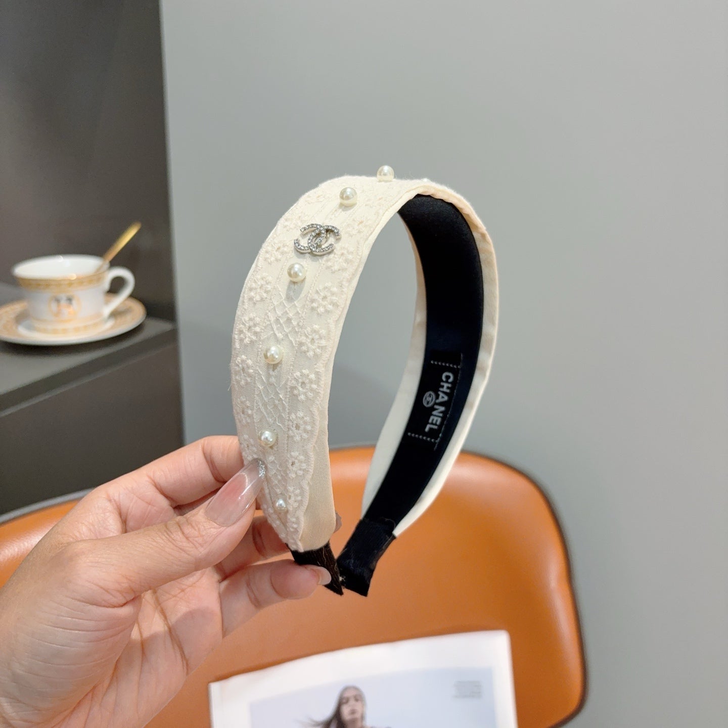 CHANEL 26S HEADBAND IN CREAM WHITE LACE FABRIC 505287