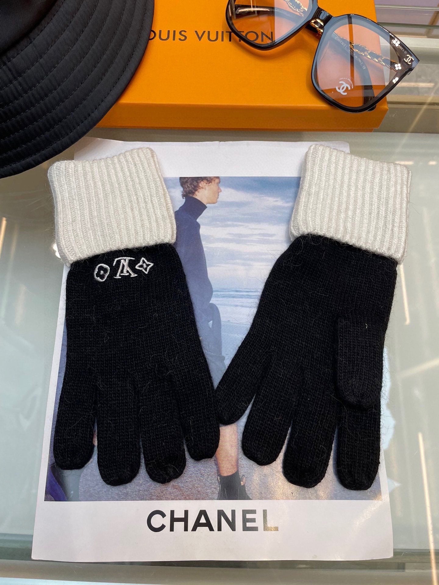 GLOVES IN BLACK MIX WHITE WOOL 458574