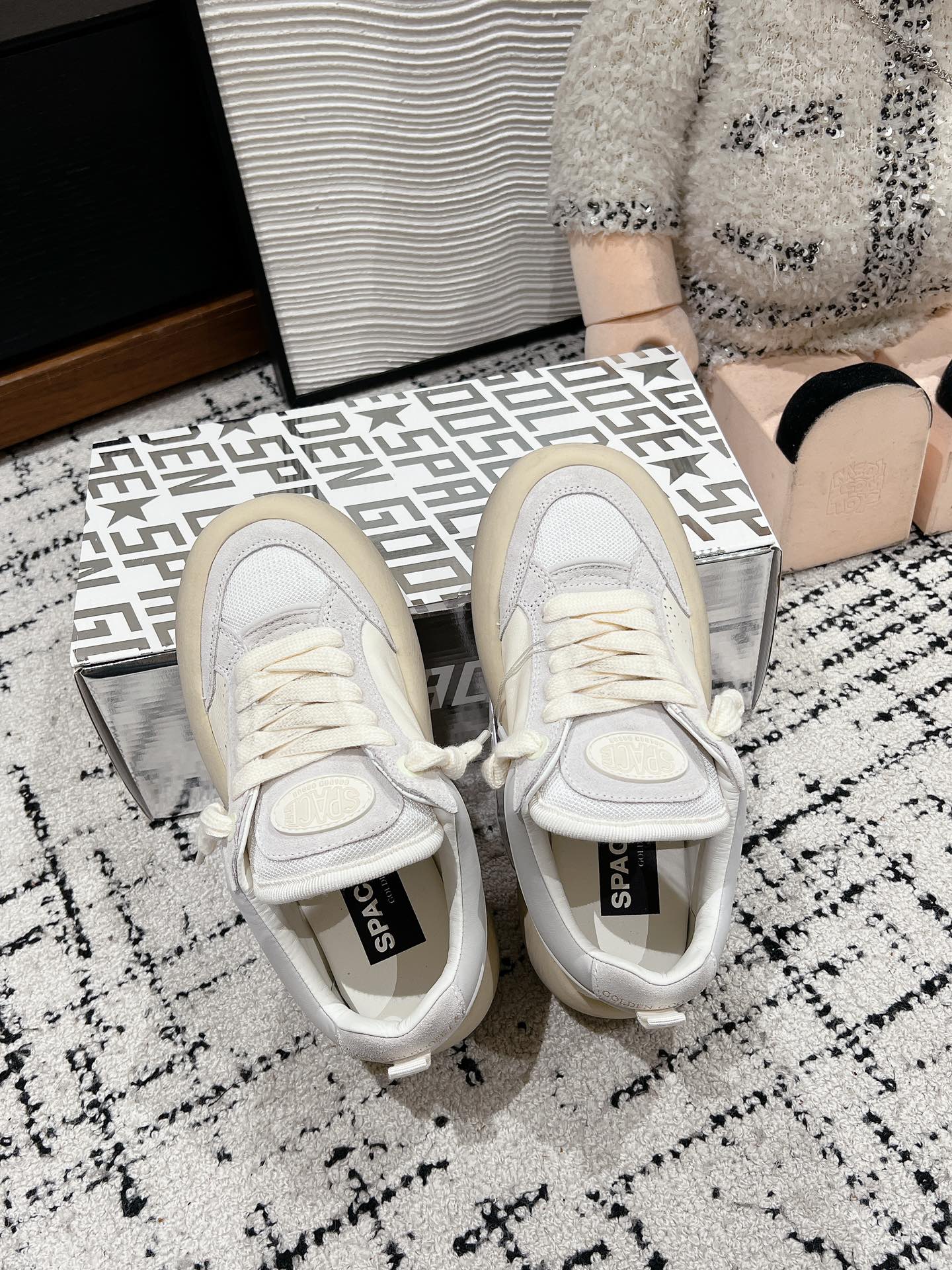 SPACE-STAR CUBE SNEAKERS IN WHITE CALFSKIN MIX CANVAS WITH PERFORATED STAR