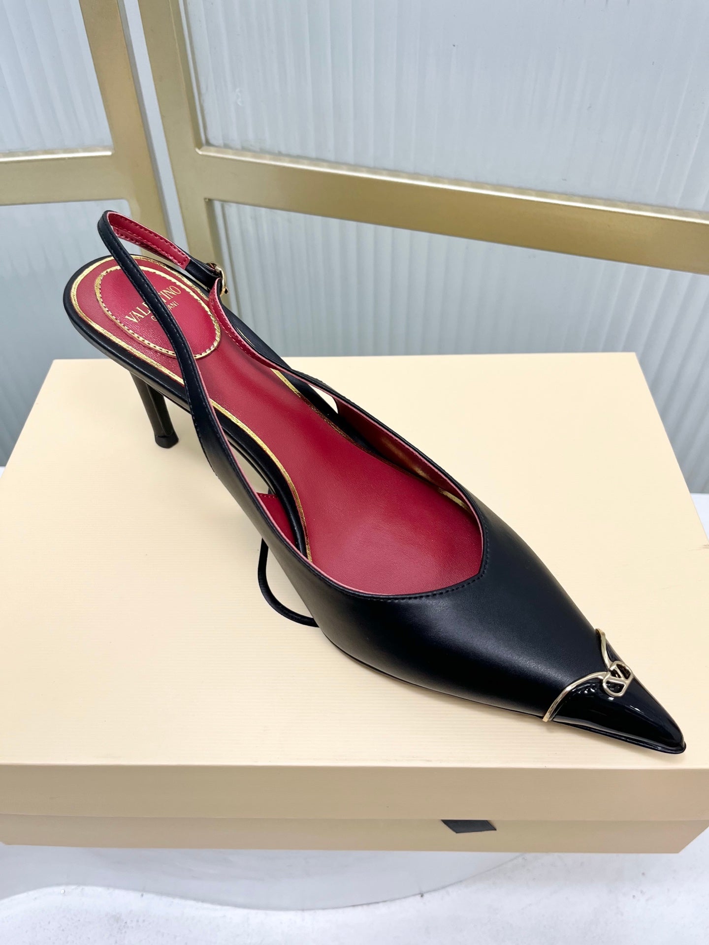 VALENTINO 26S SLINGBACK PUMPS 45 MM IN BLACK CALFSKIN