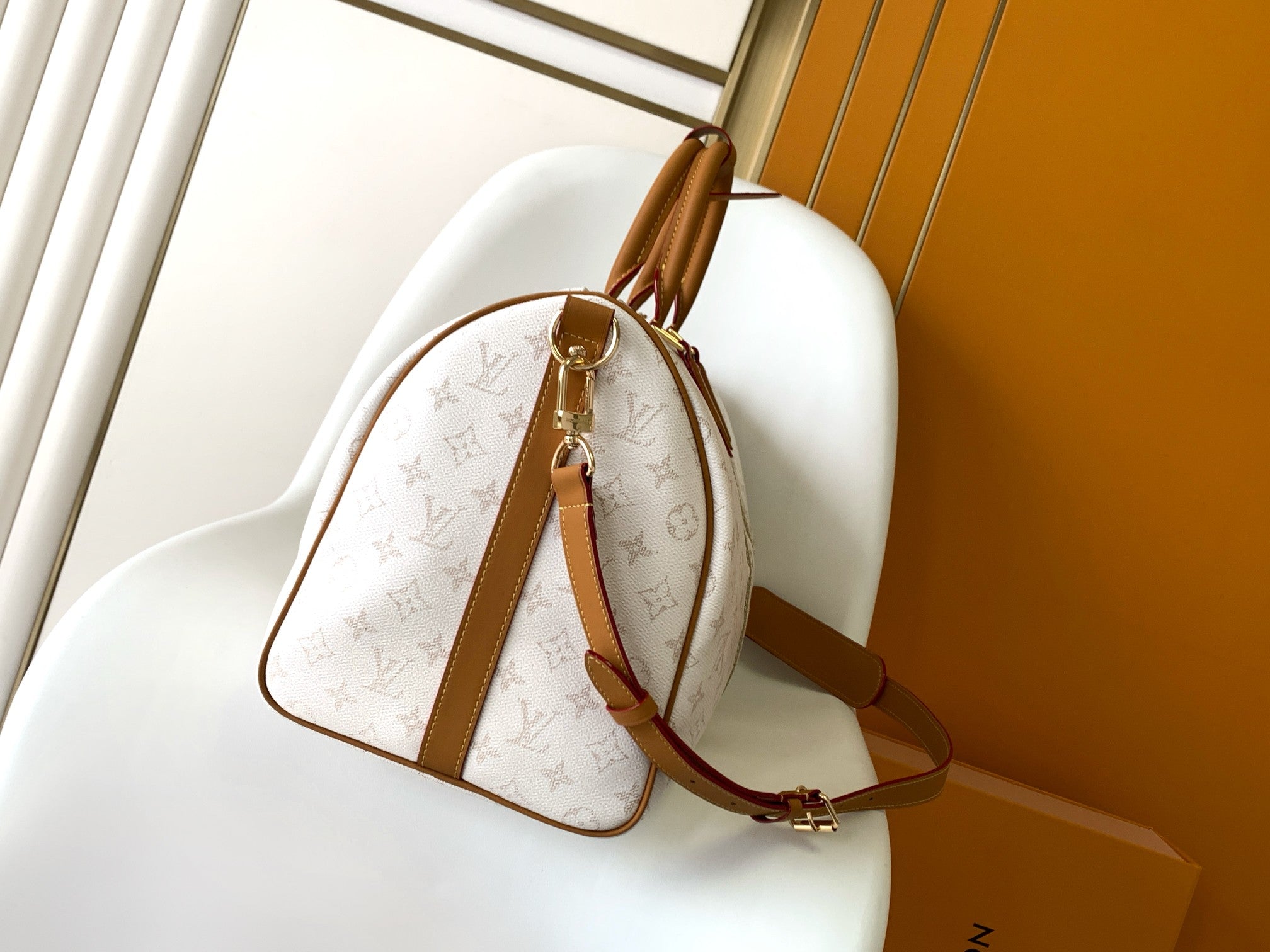 LV 25S KEEPALL BANDOULIÈRE BAG 45 IN WHITE MONOGRAM HERITAGE CALFSKIN
