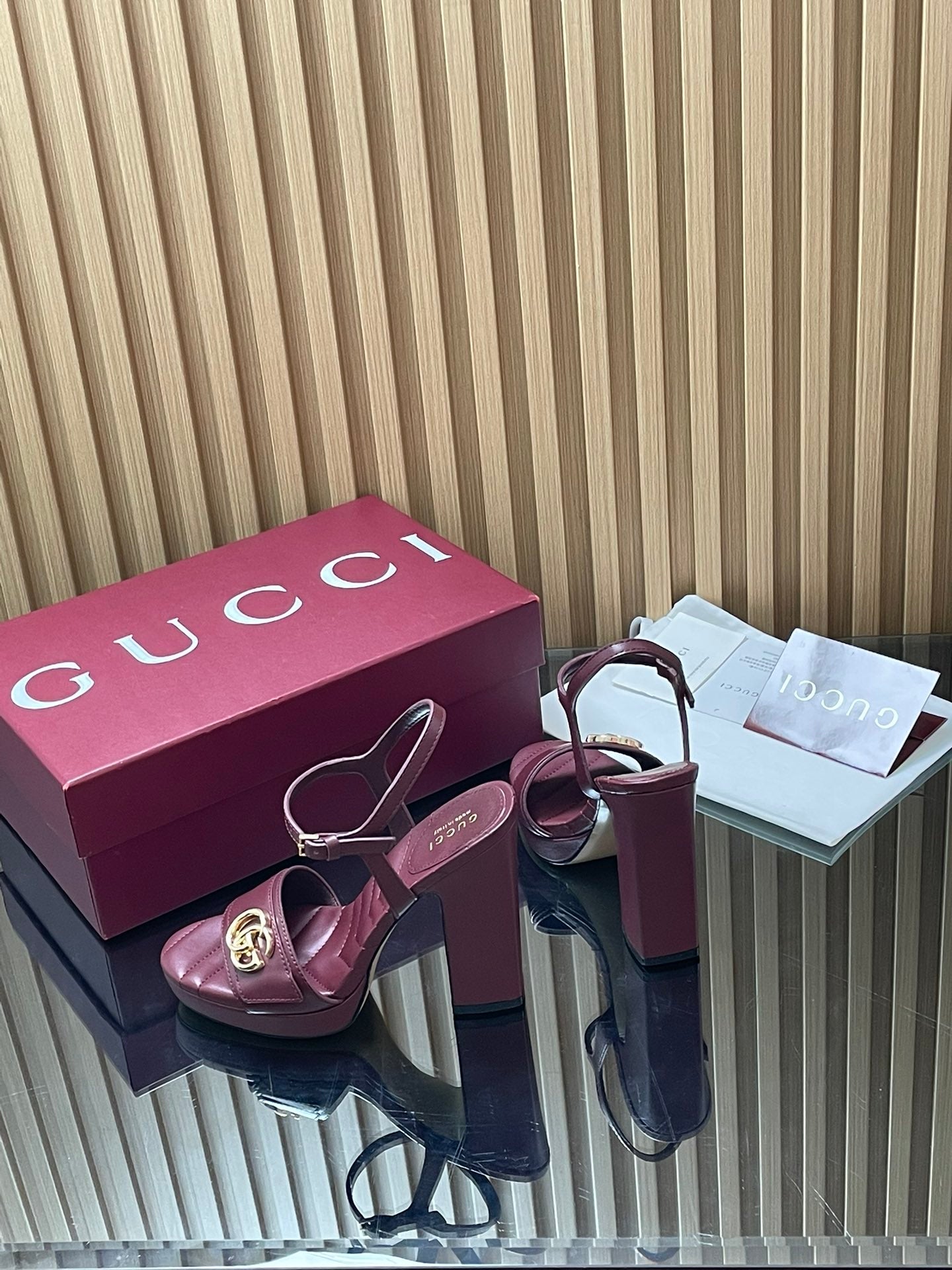 GUCCI 26S HIGH-HEEL SANDALS 125 MM IN DARK RED LAMBSKIN
