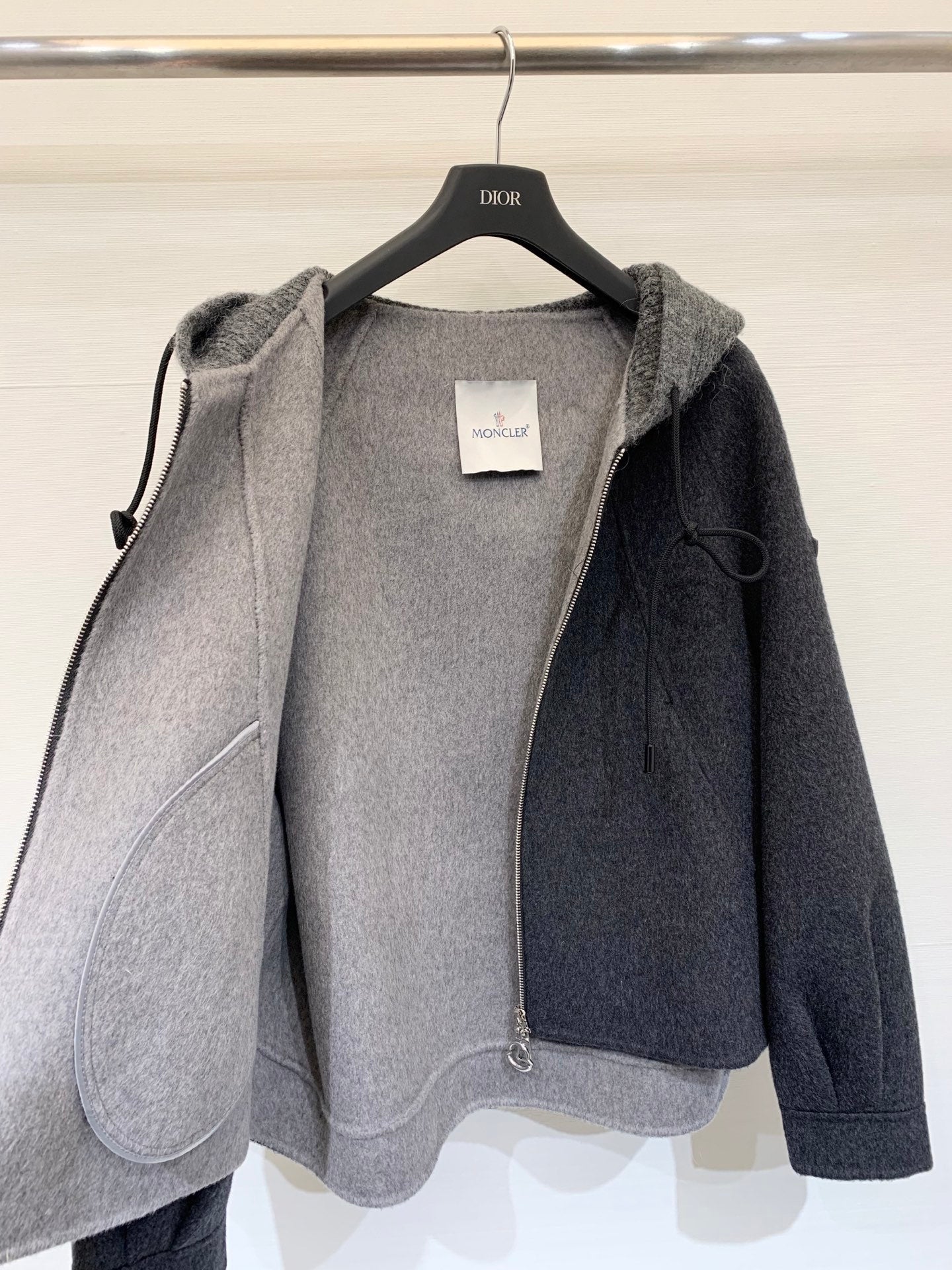 MONCLER 25S CASHMERE HOODED JACKET 201