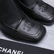 CHANEL 26S KNEE HIGH BOOTS 80 MM IN BLACK CALFSKIN WITH PATENT LEATHER TRIM AND CC LOGO ON TOE CAP