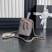 CHANEL 25S VANITY CASE 17 IN CHARCOAL GRAY PATENT CALFSKIN GOLD HARDWARE