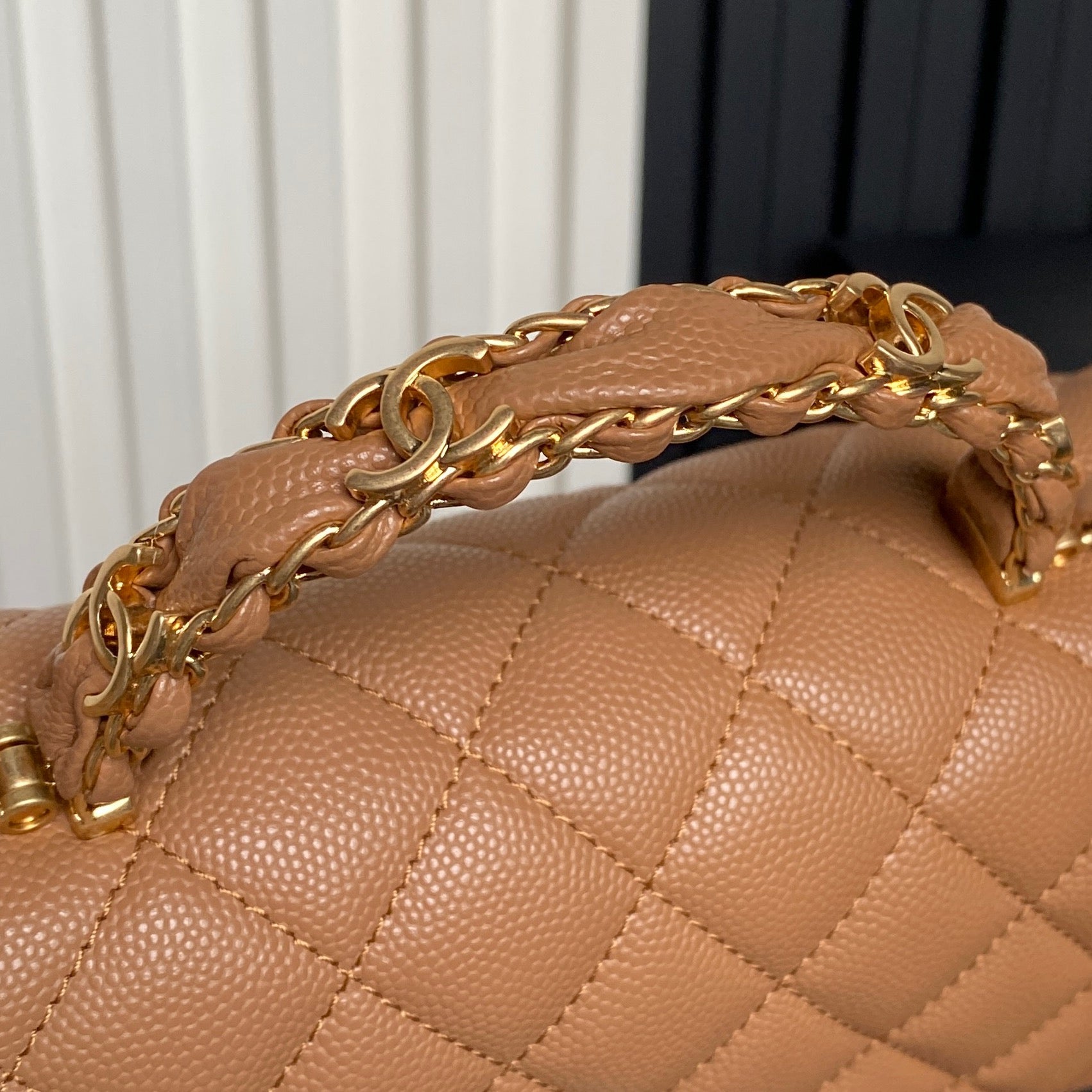 CHANEL 25S FLAP BAG 22 CM IN LIGHT BROWN CAVIAR WITH GOLD HARDWARE