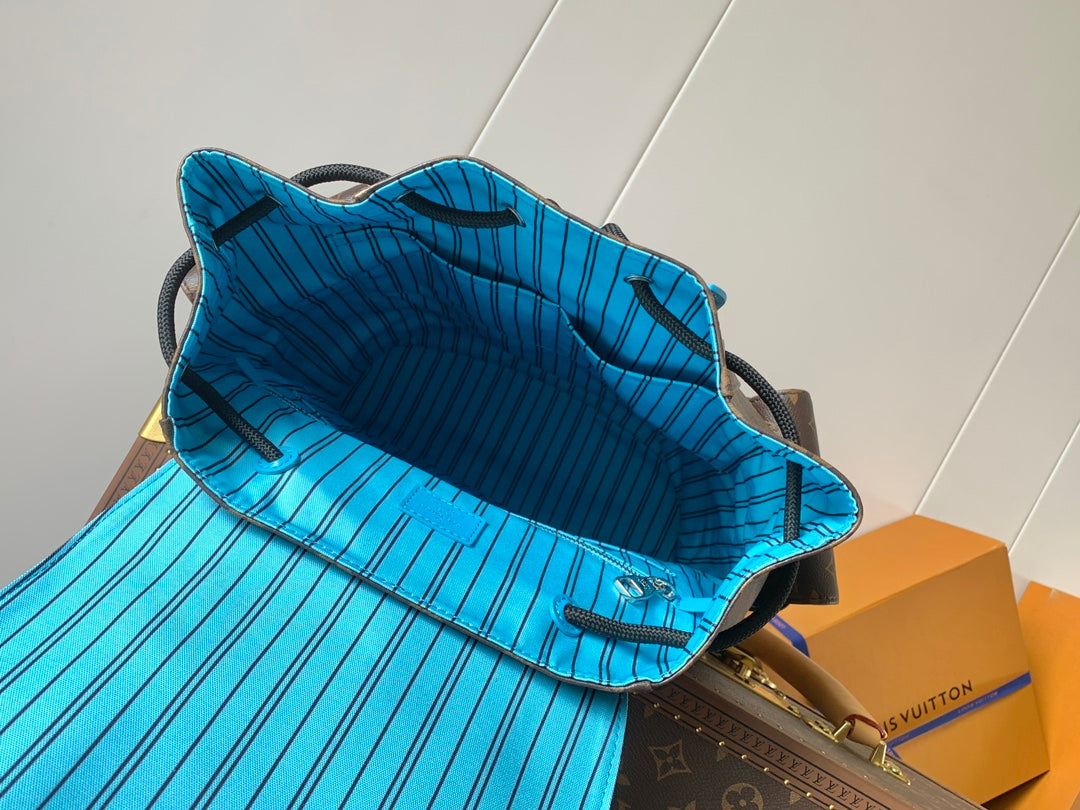LV 25S CHRISTOPHER BACKPACK 48 IN BROWN AND CAPRI BLUE CANVAS MONOGRAM