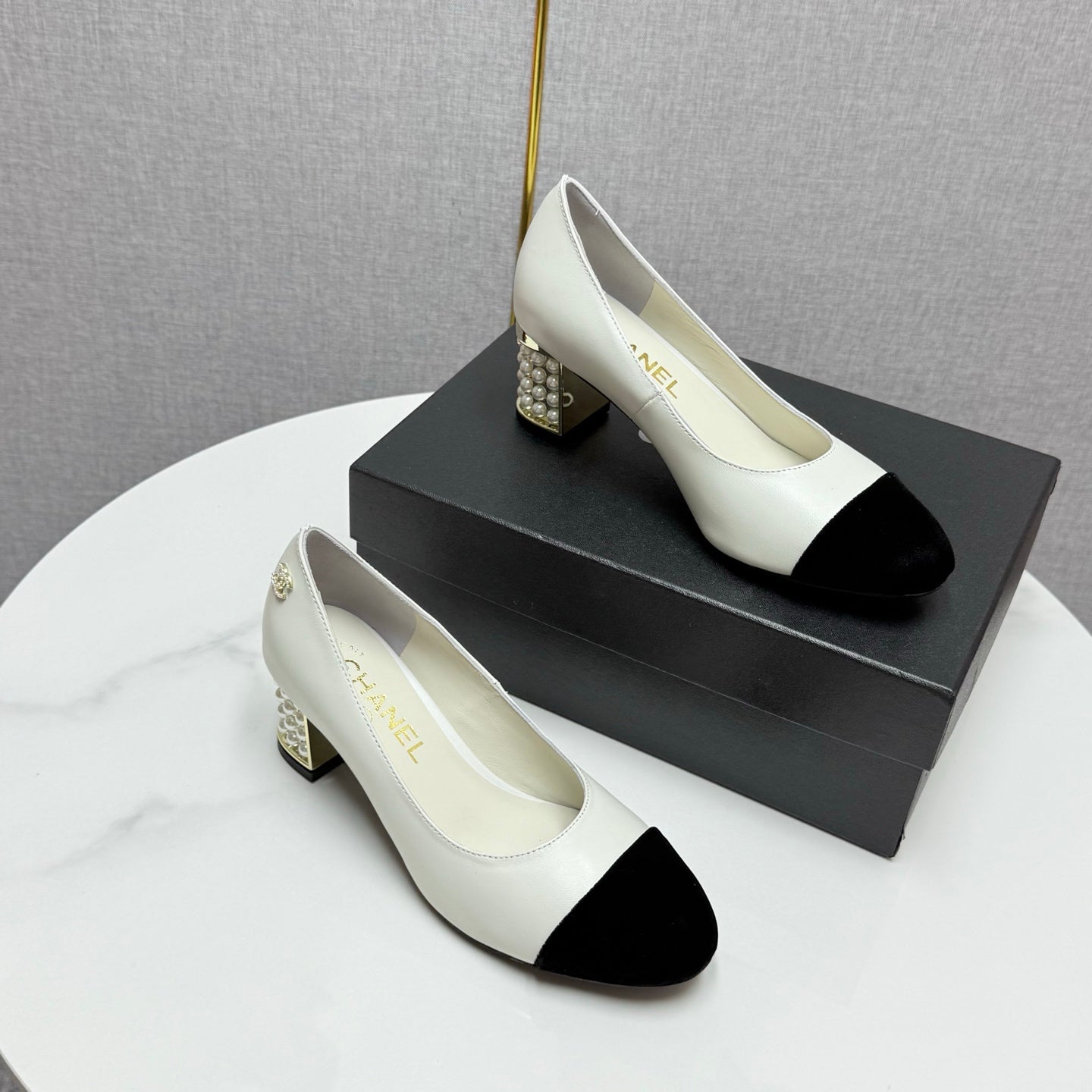 CC HIGH HEEL 25S IN BLACK LAMBSKIN AND SUEDE WITH PEARL HEEL STYLE 6