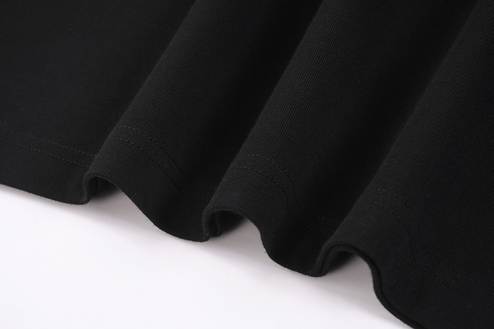 CELINE 26S LAYERED-SLEEVE T-SHIRT 667