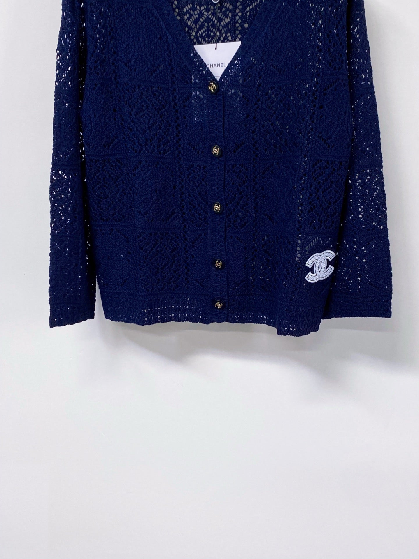 CHANEL 26S LACE KNIT V-NECK CARDIGAN 1524