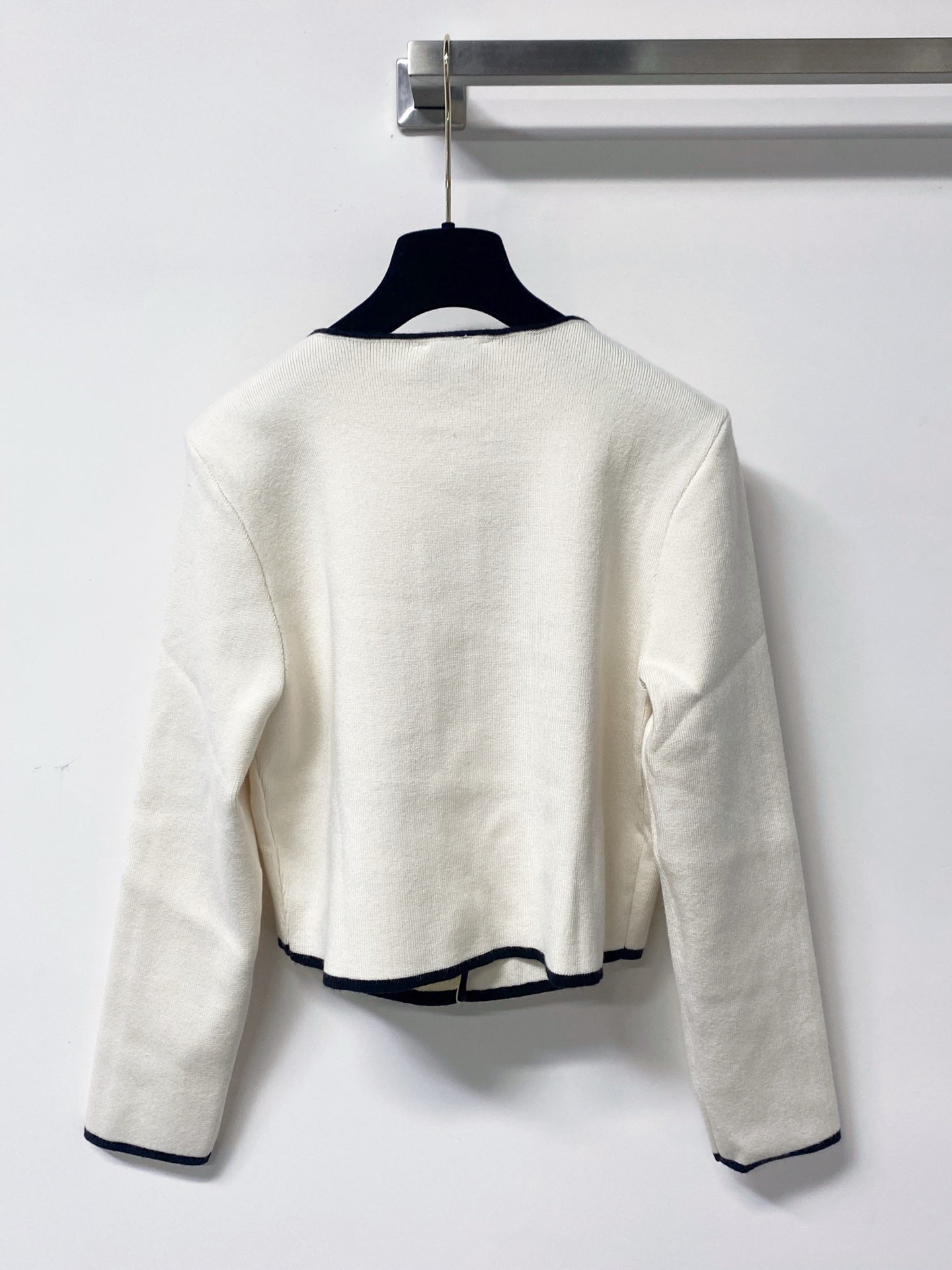 CHANEL 26S KNIT CARDIGAN 1668