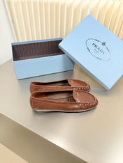 PRADA 26S CLASSIC LOAFERS IN CAMEL BROWN LAMBSKIN