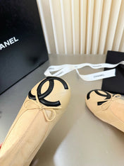 CHANEL 26S ANKLE BOOTS IN BEIGE CALFSKIN AND SUEDE SQUARE TOE