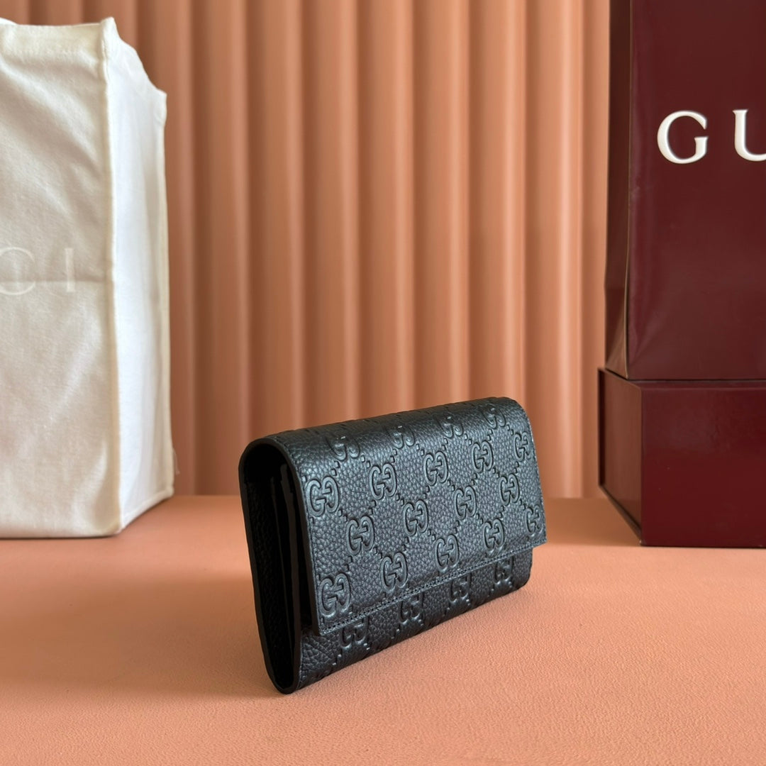 EMBLEM CONTINENTAL WALLET 19 IN BLACK GG SMOOTH CALFSKIN