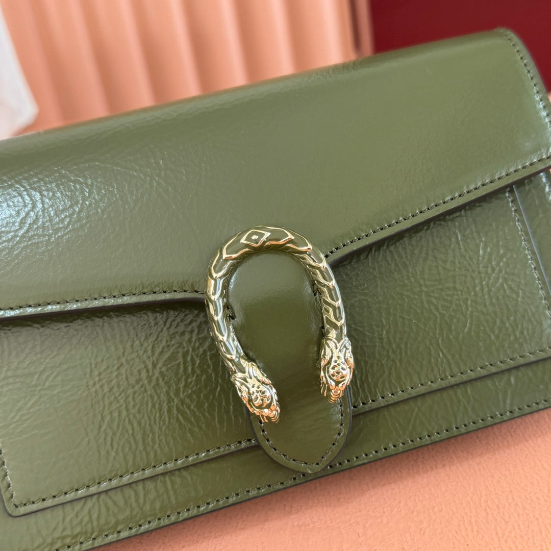 GUCCI 25S DIONYSUS WALLET ON CHAIN 20 IN GREEN GLOSSY CALFSKIN