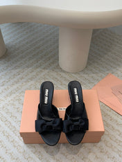 Black Mid - Heels With Black Bow Calfskin