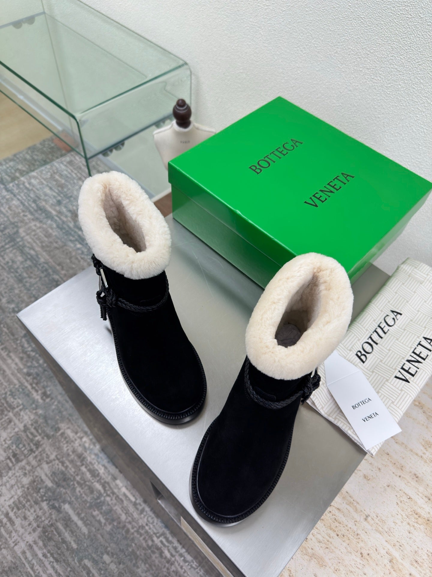 BOTTEGA VENETA 26S FUR-LINED BOOTS IN BLACK SUEDE AND WHITE WOOL