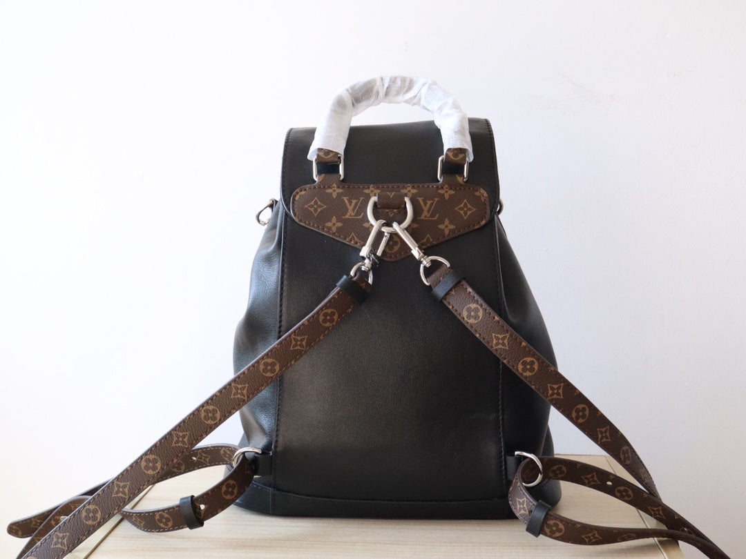 LV 25S MONTSOURIS VIBE 35 IN BLACK LAMBSKIN SILVER HARDWARE