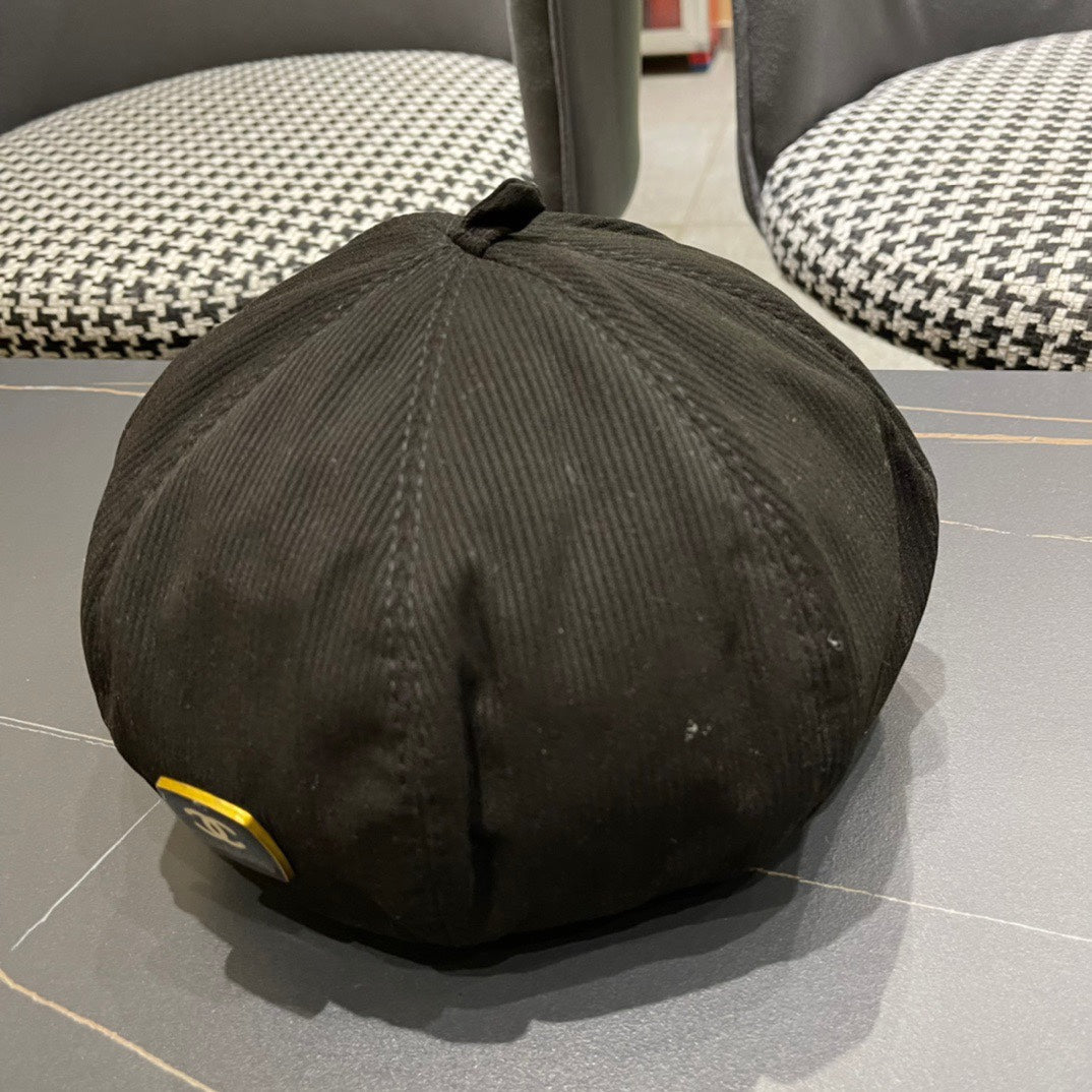 BERET HAT IN BLACK CORDUROY 429844