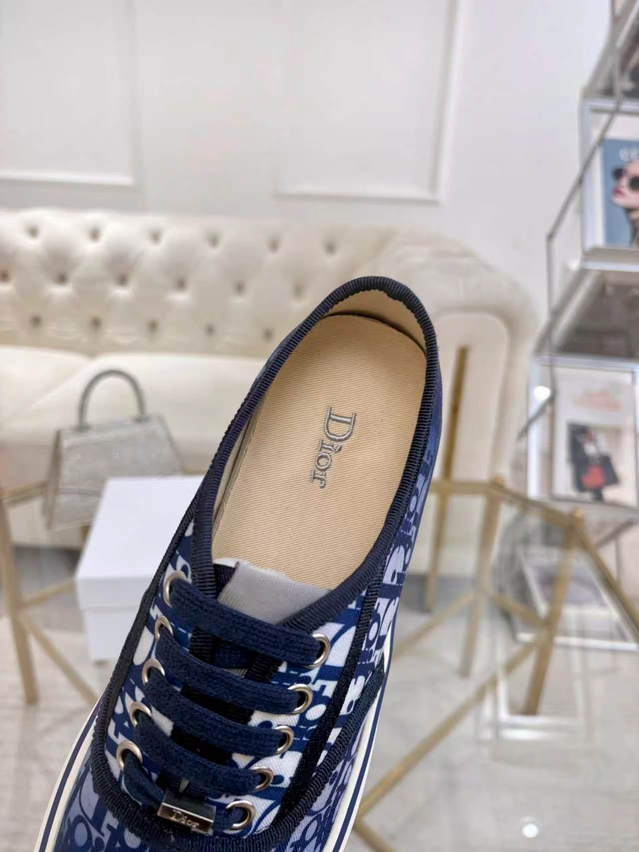 DIOR 26S LOW-TOP SNEAKERS IN BLUE DIOR OBLIQUE CANVAS