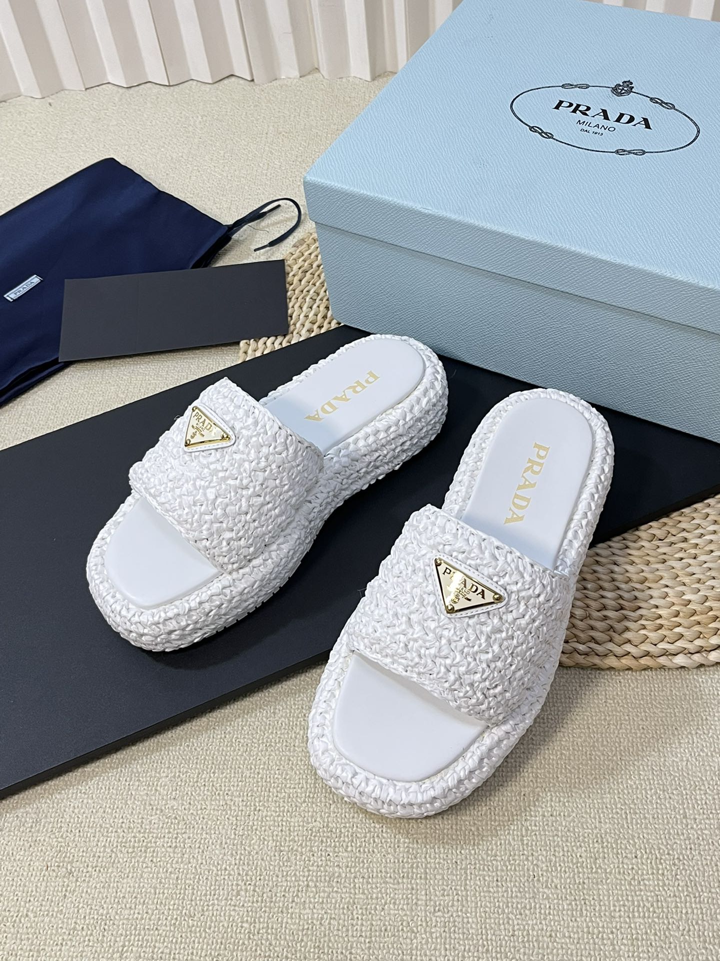 PRA CROCHET FLATFORM SLIDES WHITE RAFFIA