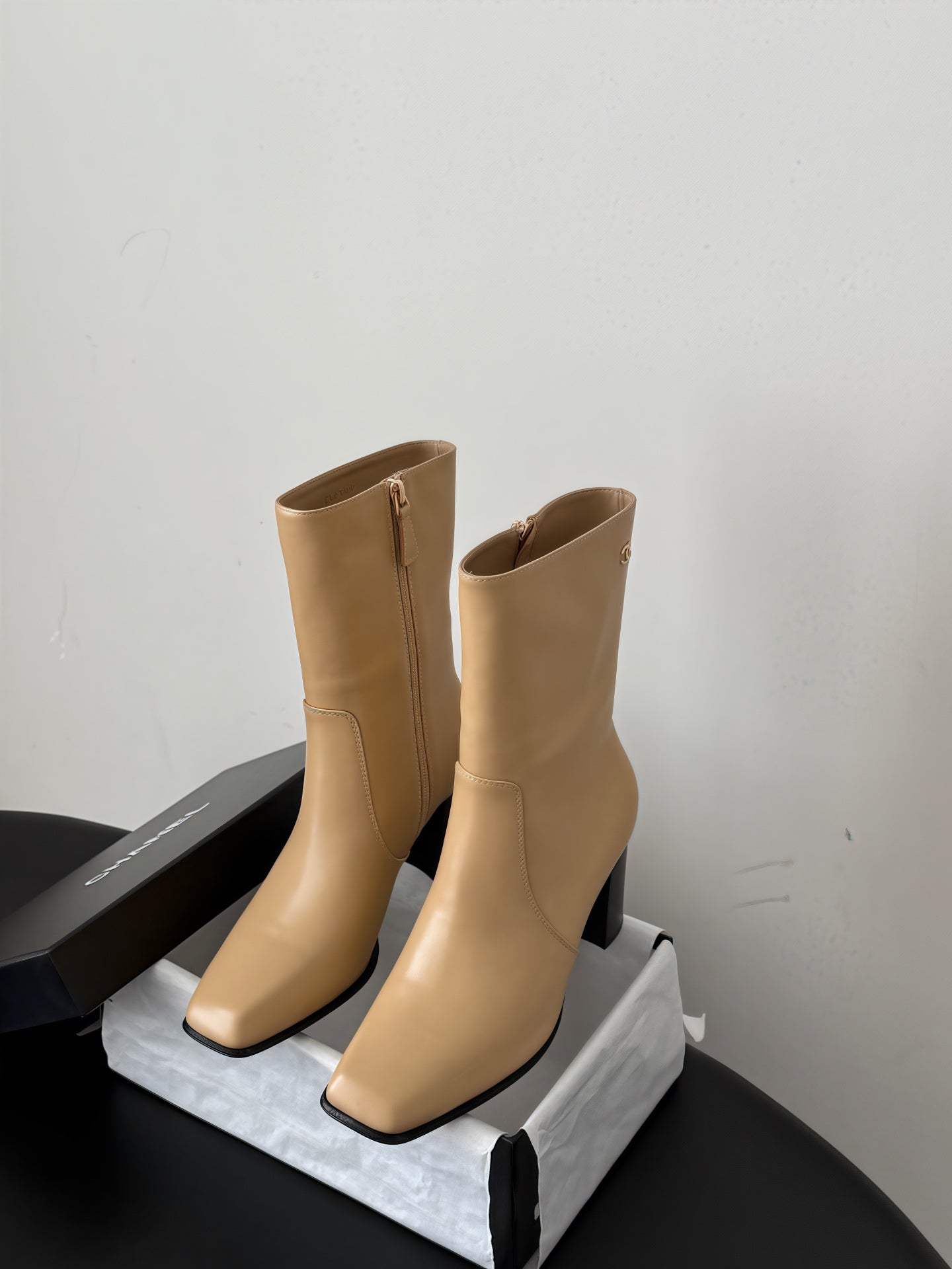 CHANEL 26S ANKLE BOOT 70 MM IN BEIGE CALFSKIN SQUARE TOE