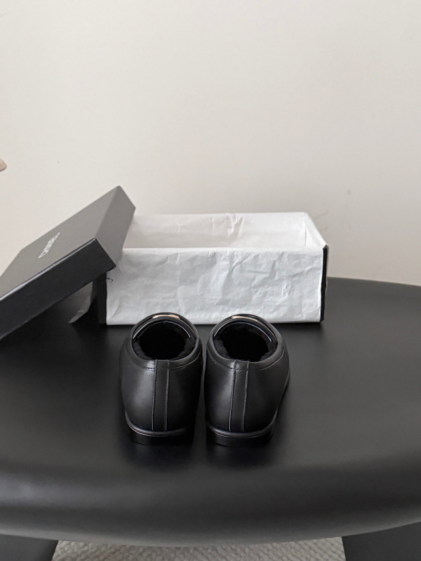 CHANEL 26S LOAFERS IN BLACK CALFSKIN AND SHEARLING LINING