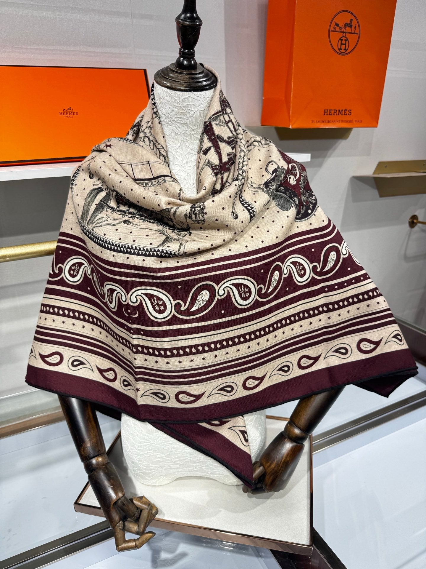 HERMES 26S SCARF 140 IN SILK AND CASHMERE 495973