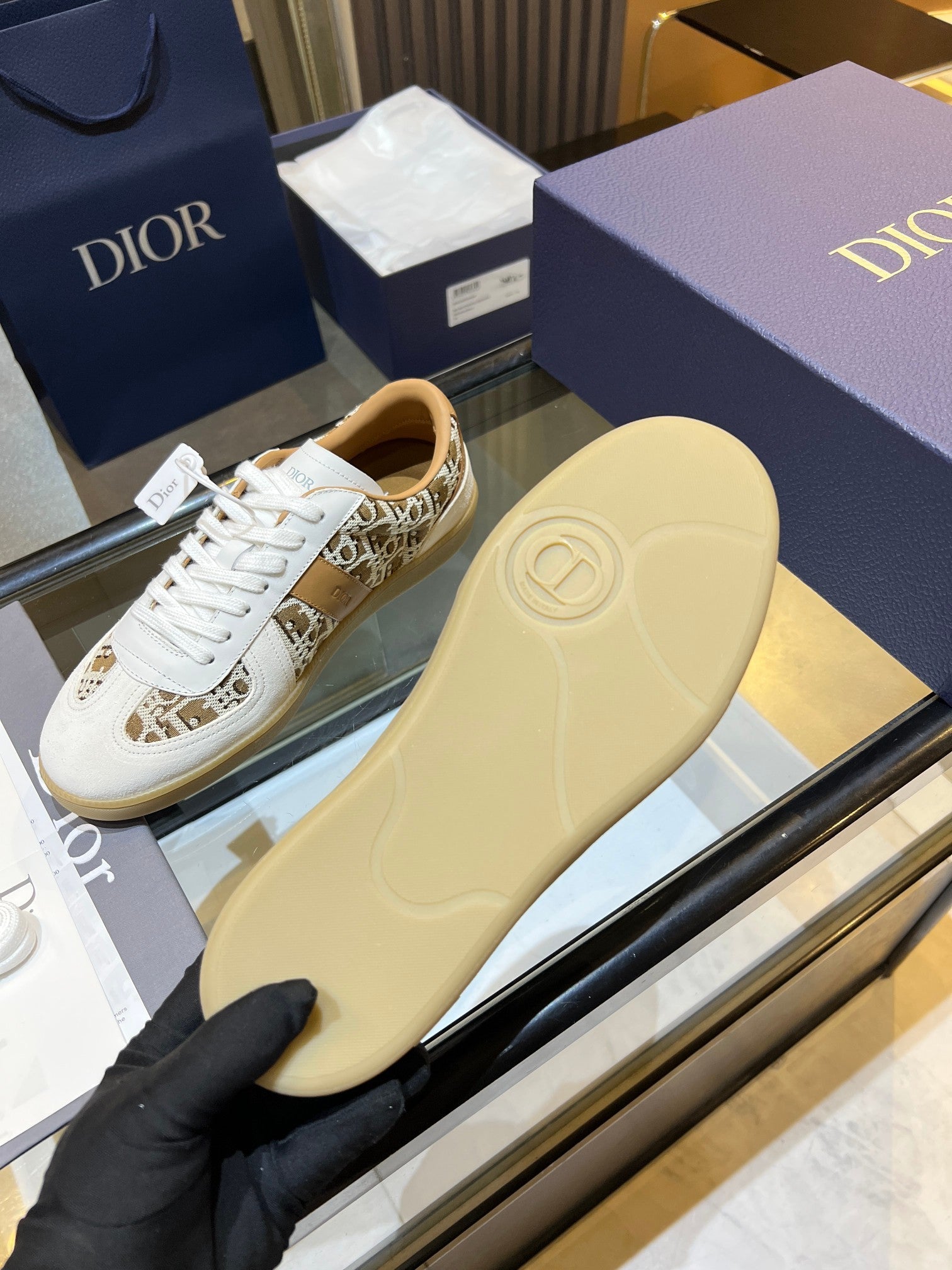DIOR 26S B01 MATCHPOINT SNEAKER IN BEIGE & WHITE OBLIQUE JACQUARD CANVAS AND SUEDE