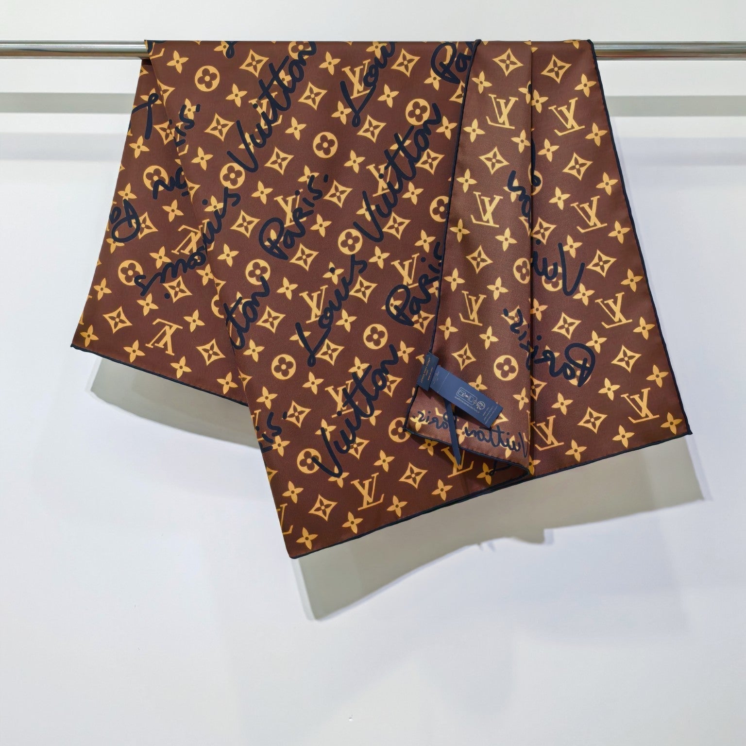 LV 26S SCARF 90 IN SILK 315070
