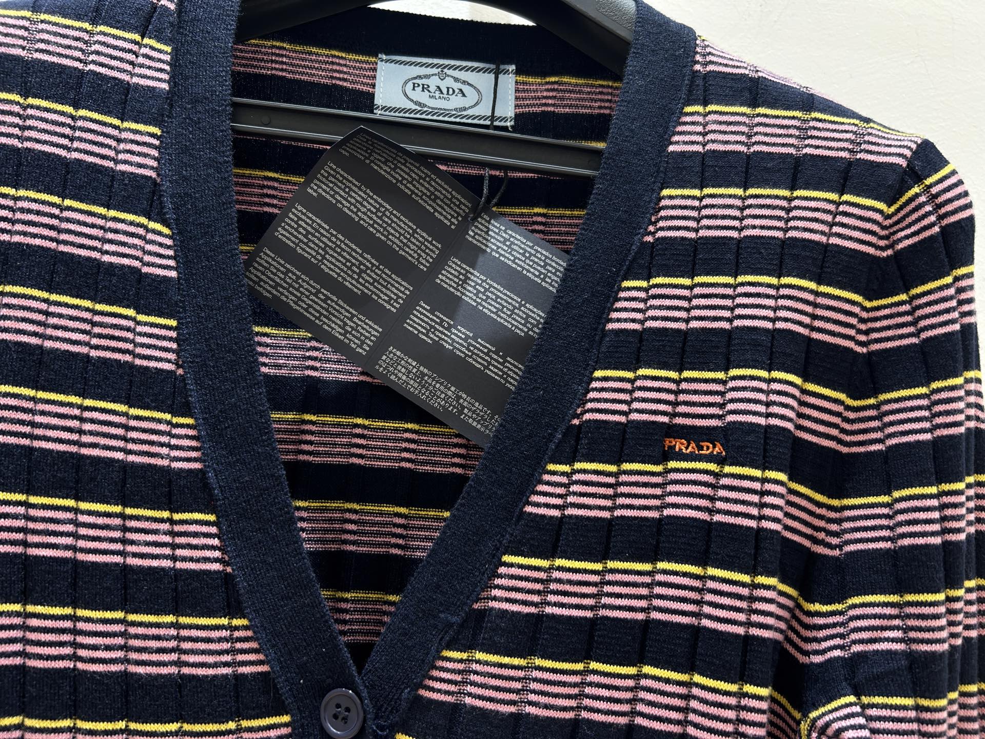 PRADA 26S V-NECK SWEATER 1143