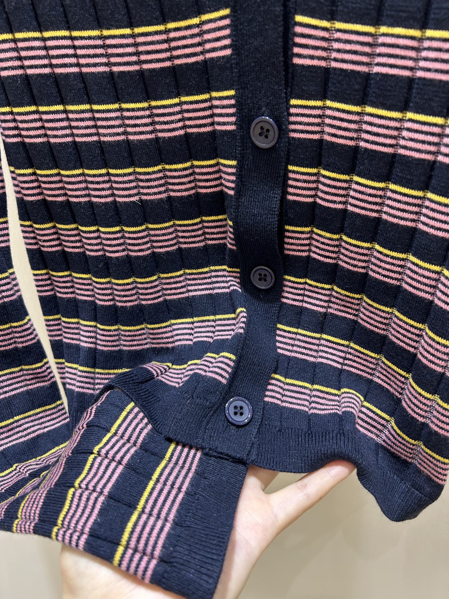PRADA 26S V-NECK SWEATER 1143