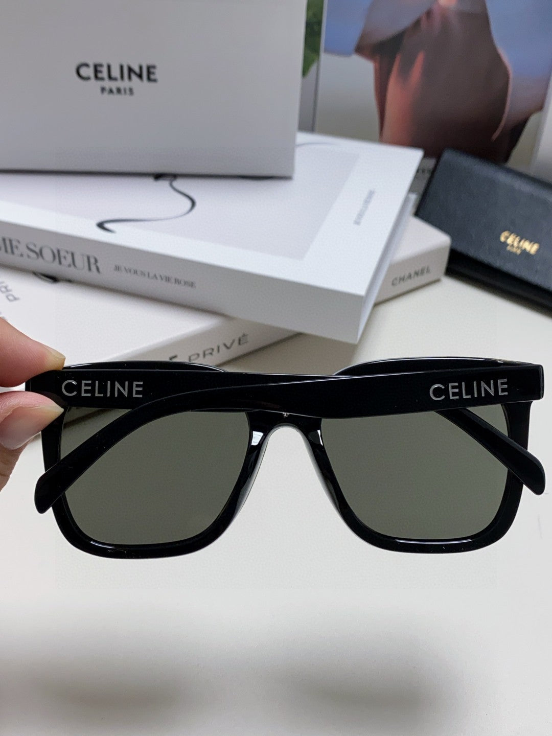 TRIOMPHE SUNGLASSES 552776 IN BLACK ACETATE TEXT LOGO