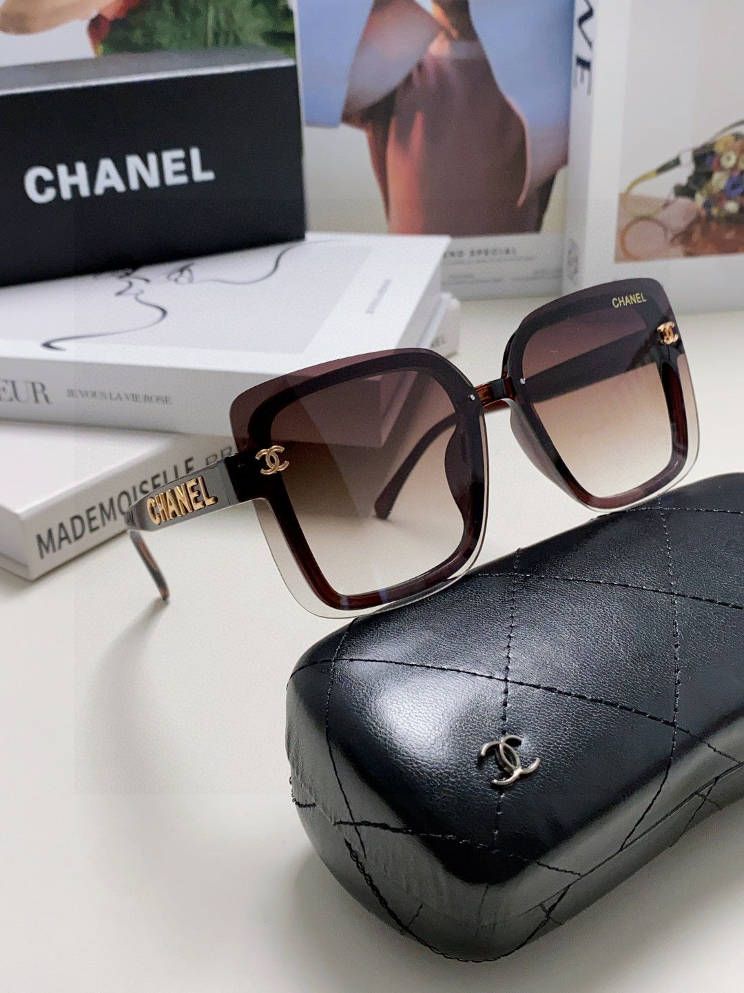 SQUARE SUNGLASSES 638797 IN ACETATE