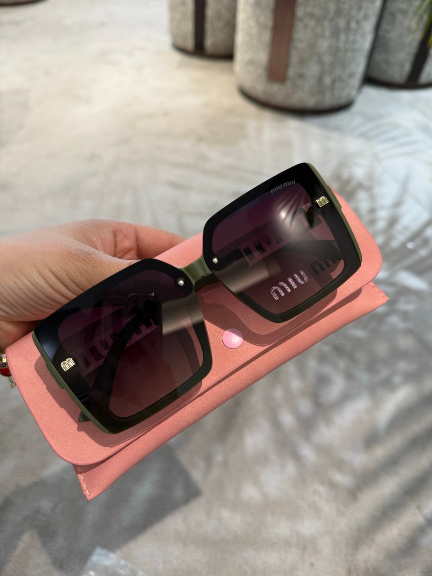 LOGO SQUARE SUNGLASSES 512017 IN GREEN ACETATE