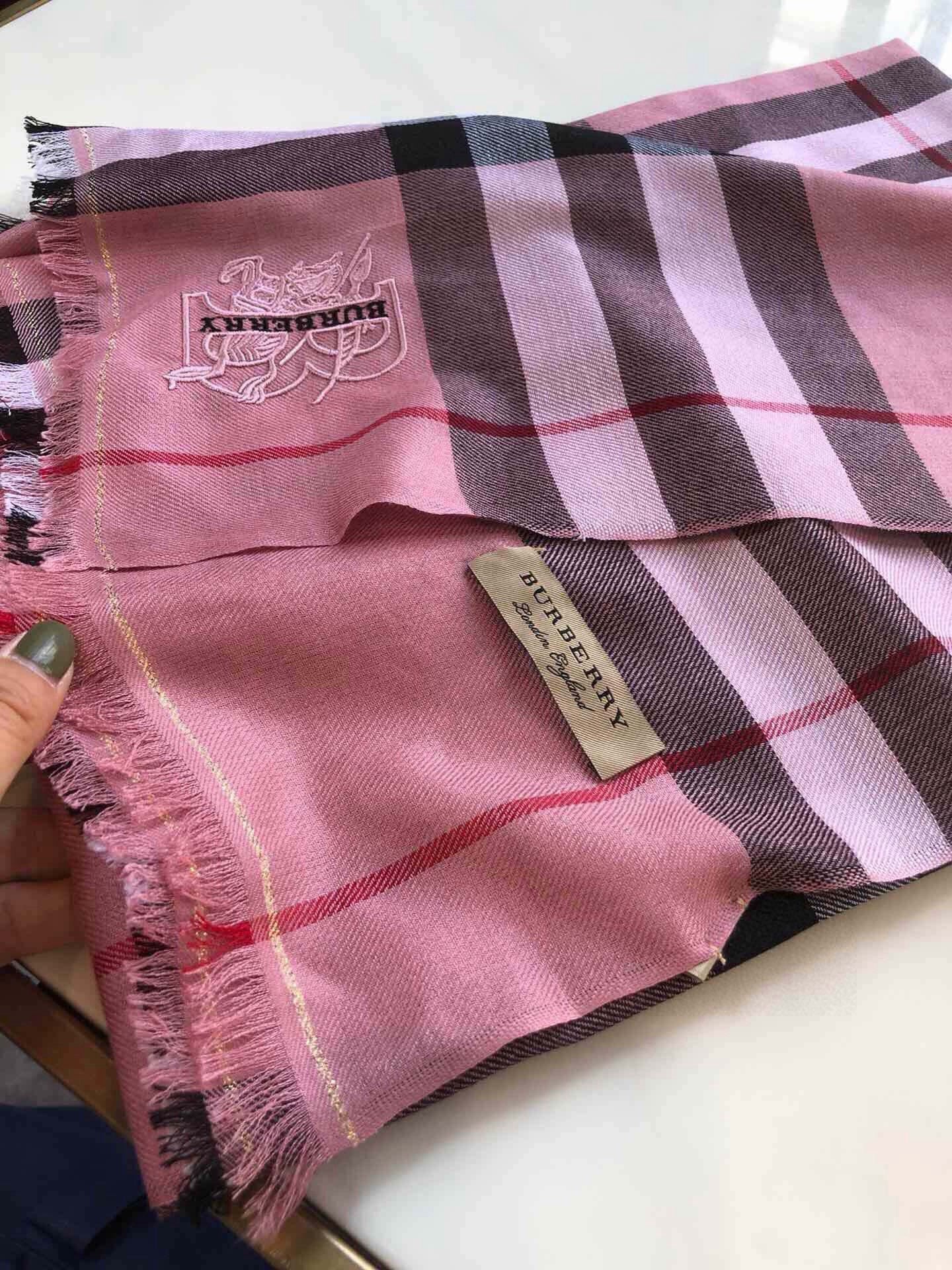 BURBERRY 26S SCARF 200CM IN CASHMERE 215174