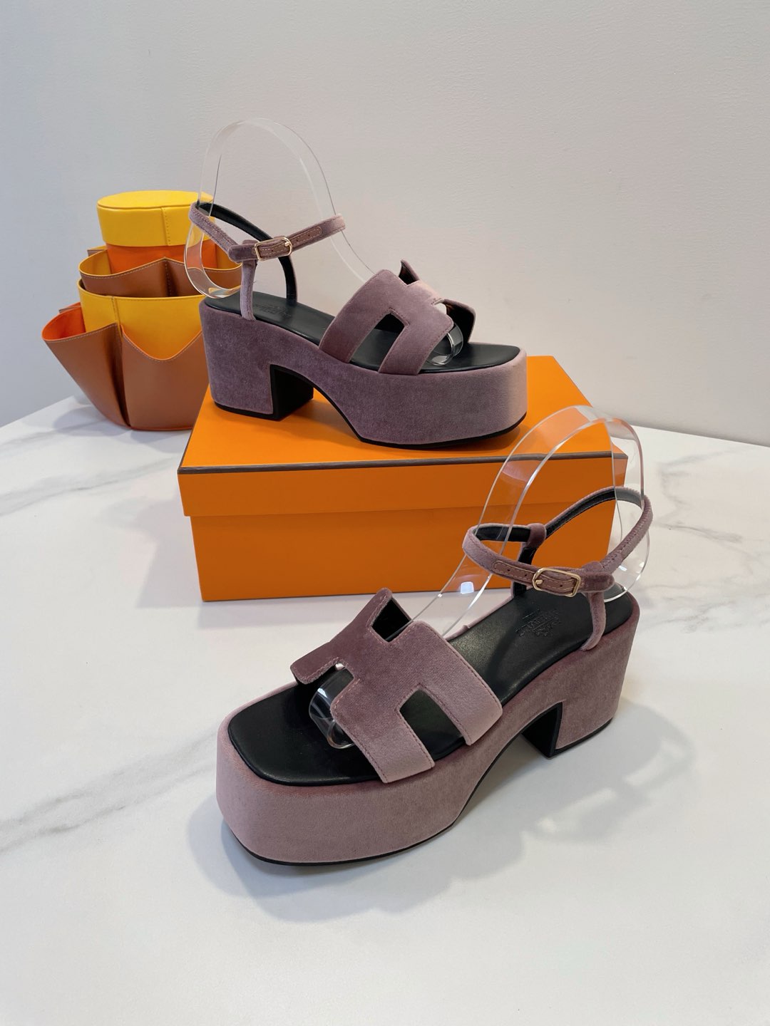 JAM 30 SANDAL IN ROSY BROWN VELVET