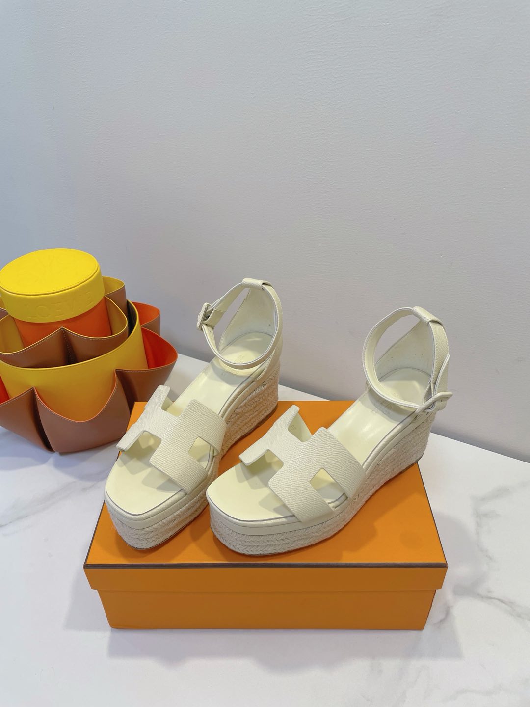 HM 26S ESPADRILLE WEDGE SANDALS IN CREAM WHITE CALFSKIN
