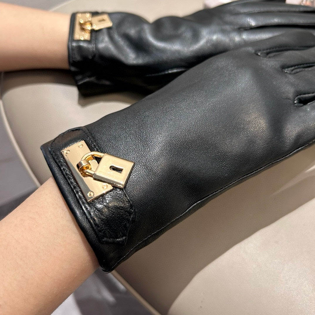 GLOVES WITH LOCK HARDWARE IN BLACK LAMBSKIN 463858
