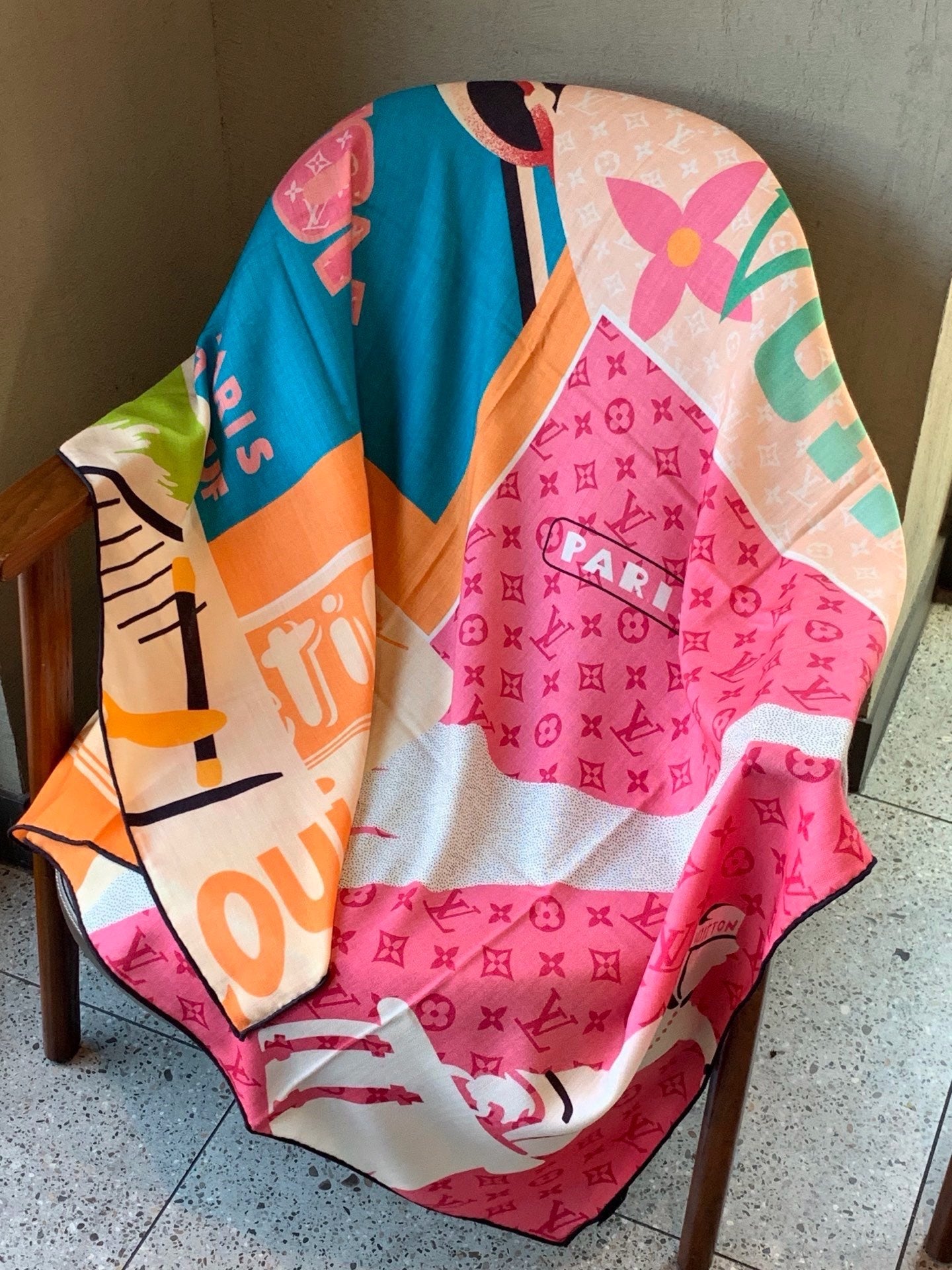 LV 26S SCARF 135 IN CASHMERE AND SILK 320862