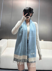 LV SCARF 180 CM IN CASHMERE 700793