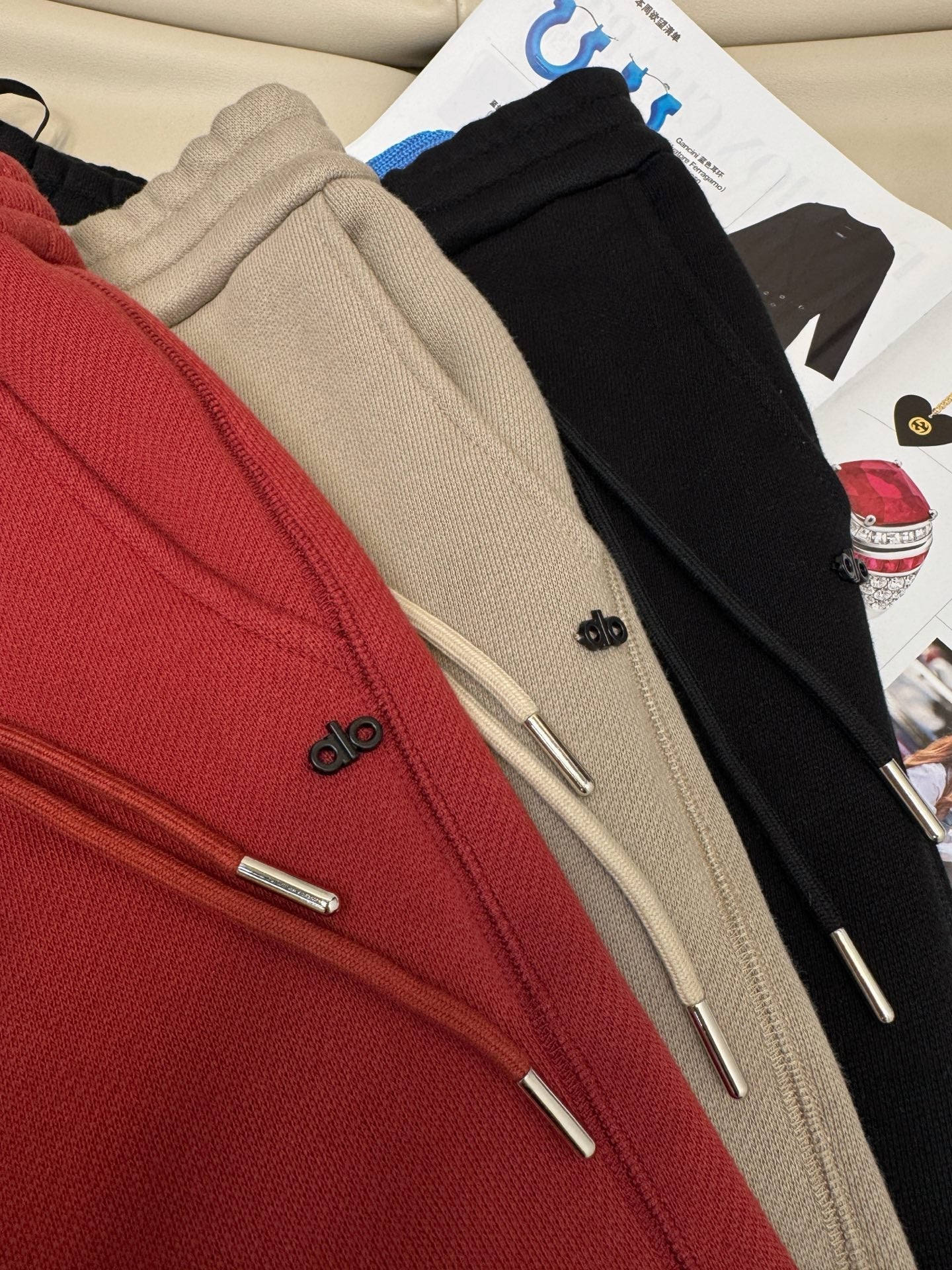 ALO SWEATSUIT SET STYLE 9